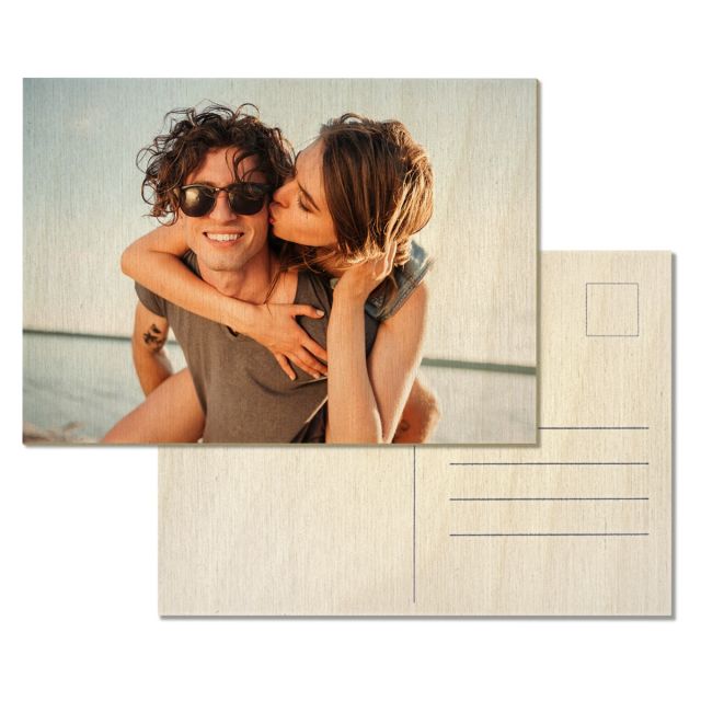 Carte postale en bois